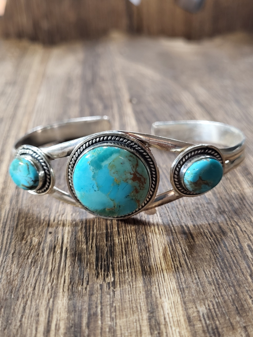 Gorgeous Kingman Turquoise, 925 Sterling Silver Triple Stone Cuff Bracelet